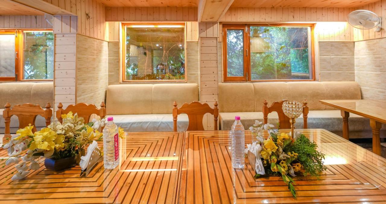 Hotel Mirage Srīnagar 외부 사진